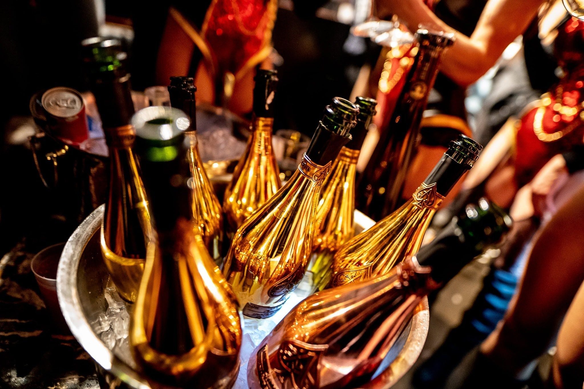 Champagne Dreams – Bottle Service & VIP Culture